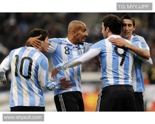 世界杯明星：巅峰表现与光芒背后