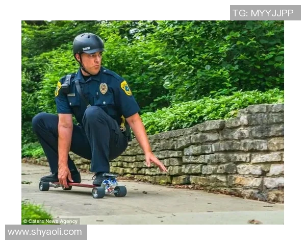 对话滑板高手周强探讨他的滑板生涯与未来梦想