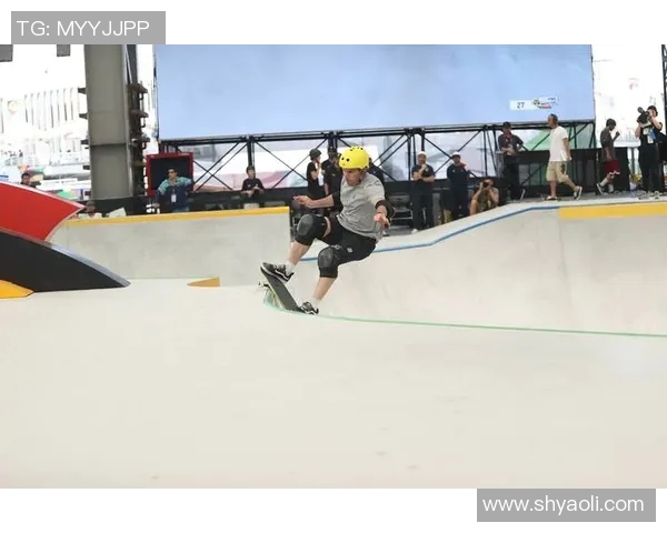 广州极限运动队在世界滑板锦标赛中的逆袭之路与辉煌瞬间回顾 广州极限运动队在世界滑板锦标赛中的逆袭之路与辉煌瞬间回顾