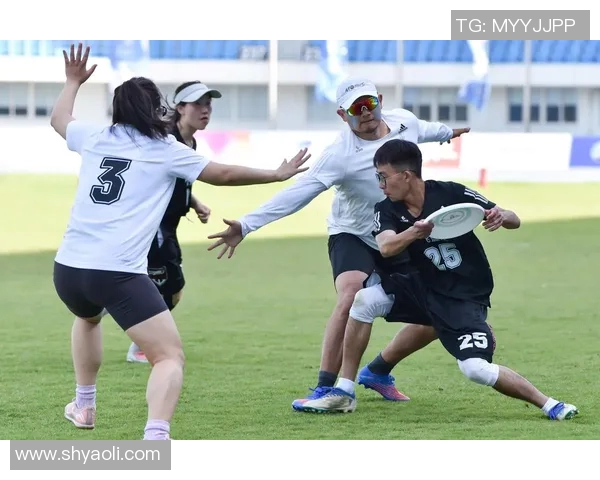 武汉飞盘队在攀岩联赛中的精彩表现与实力分析