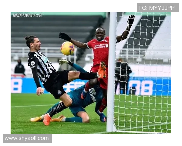 重庆滑板队战术分析：防守反击的成功与失误探讨